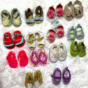 Babygirl sandals and shoes size 0-3
